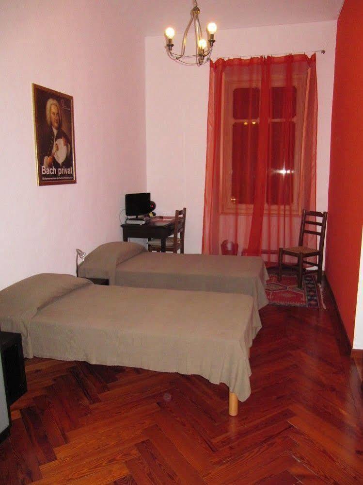 Al Porta Susa Bed & Breakfast Turin